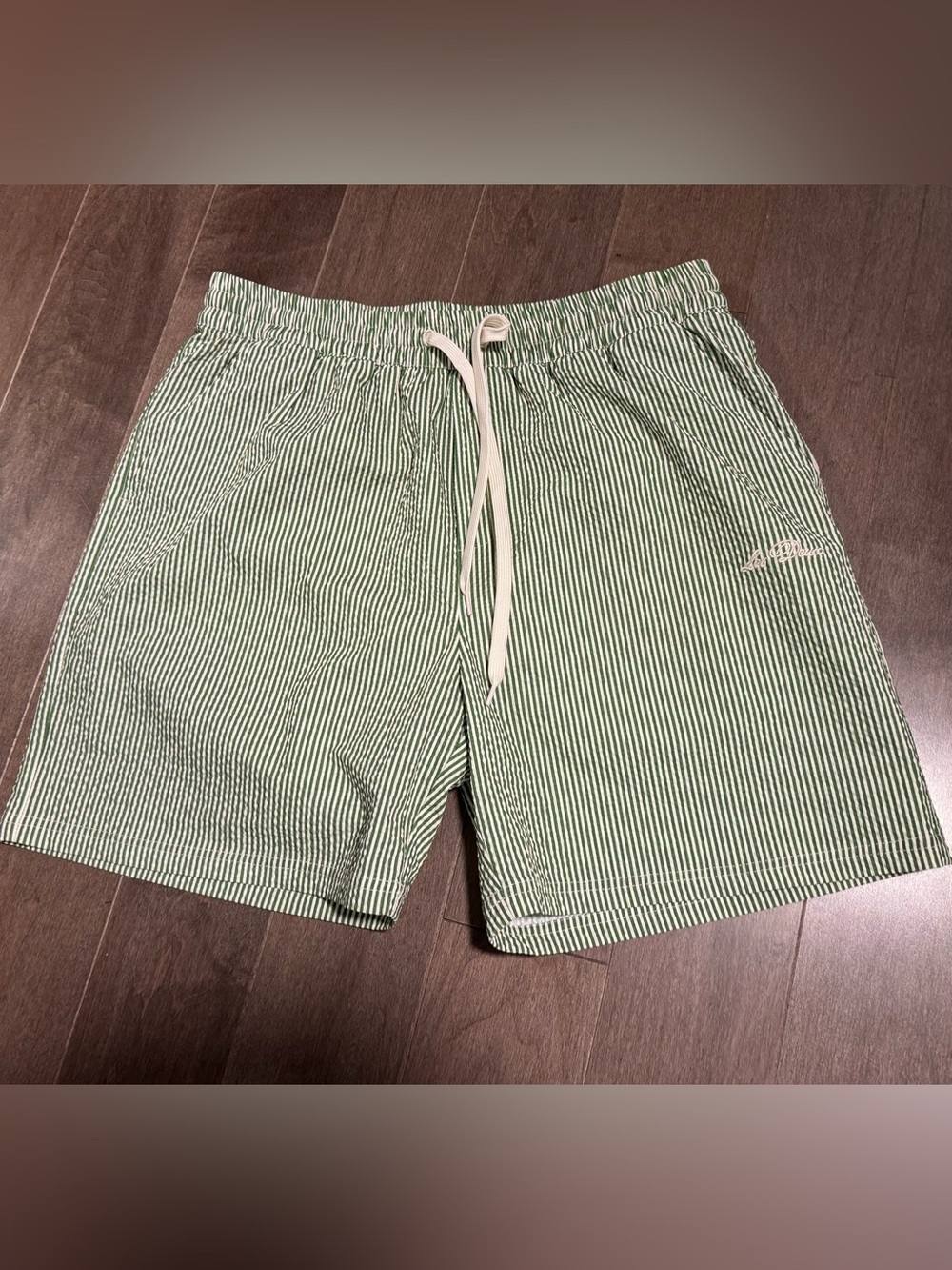 Les Deux - current model men's Green Seersucker swimsuit with Drawstring